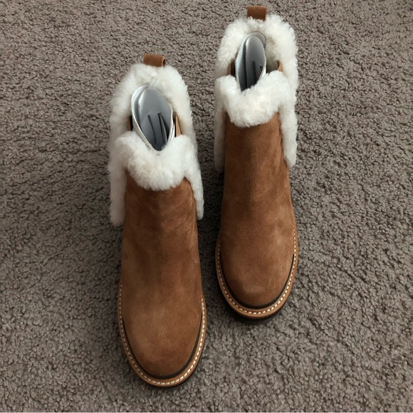 MARC FISHER LTD Iggie Lug Sole Chelsea Boot - Picture 2 of 10